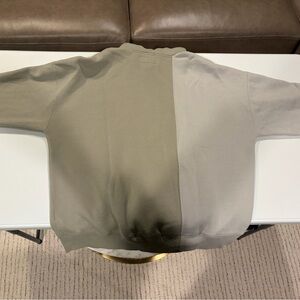 Abercrombie & Fitch Men's Olive and Gray Sweatshirt